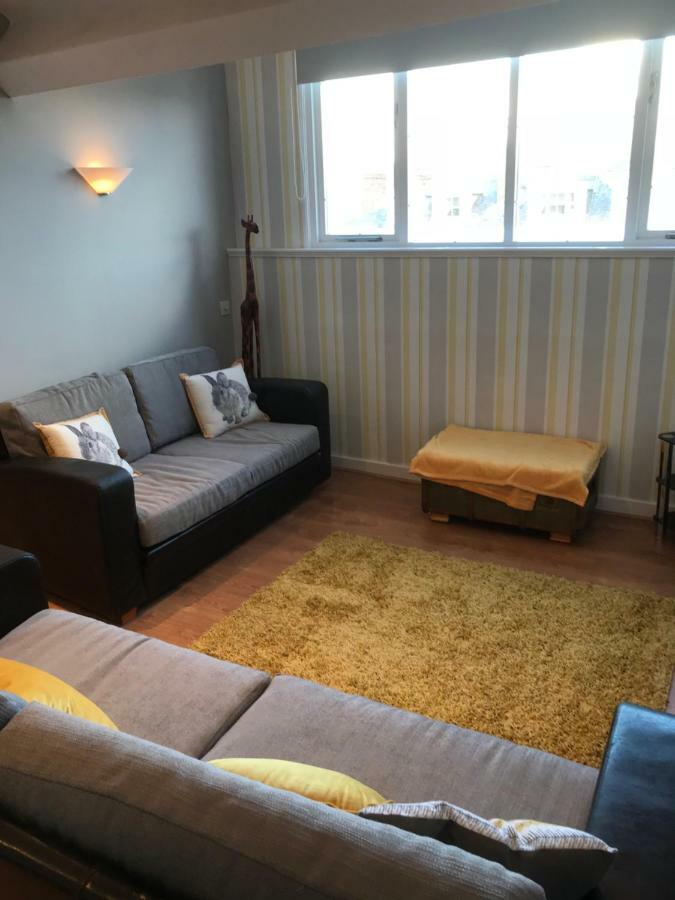 5, Cornerhouse * Llandudno