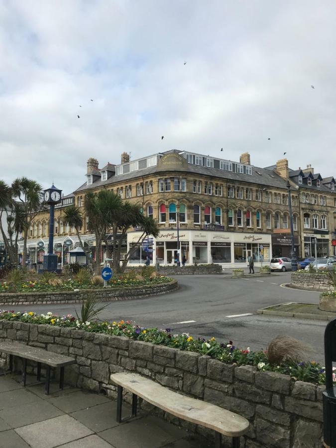 5, Cornerhouse * Llandudno