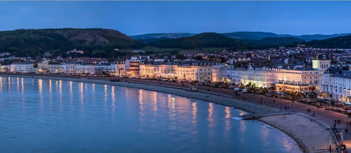 5, Cornerhouse Apartment Llandudno